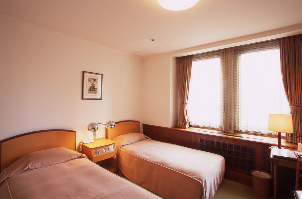 Hilltop Hotel Tokyo Eksteriør bilde